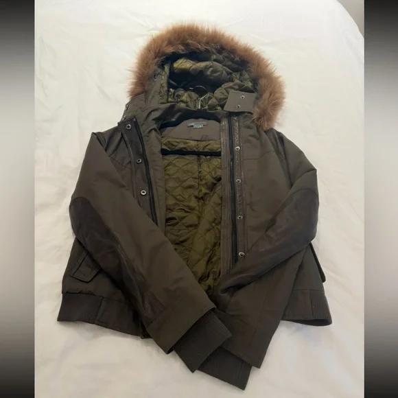 Vince Olive Bomber Jacket with genuine fur hood - Picture 7 of 12
